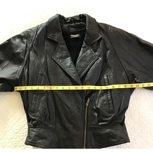 Vintage Wilsons Black Leather Moto Jacket Thinsulate Tie Up Back Biker Coat Sz S - Picture 6 of 10
